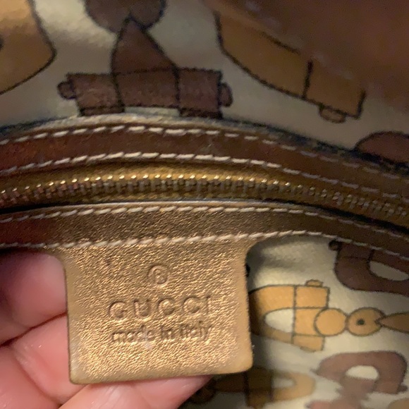 Vintage Authentic Gucci GOLD  Large Hobo - Picture 2 of 3